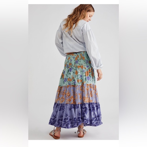 Free people bubble convertible maxi skirt size small color blues NWOT - Picture 3 of 6